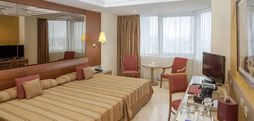 HABITACIÓN CLÁSICA